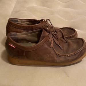 Mens Clark’s size 10-11 shoes.